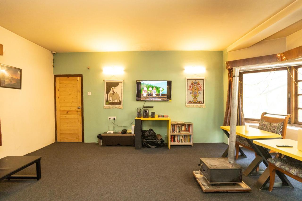 The Hosteller Manali ภายนอก รูปภาพ